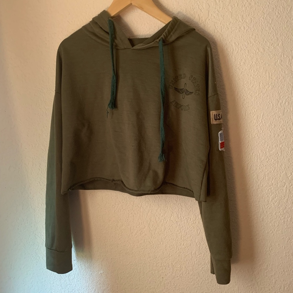 Youth medium crop hoodie